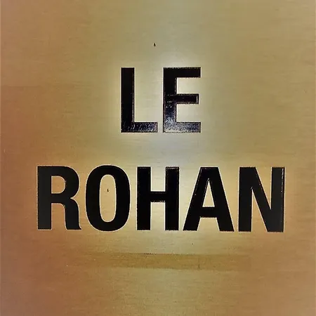 Le Rohan Centre Apartament *